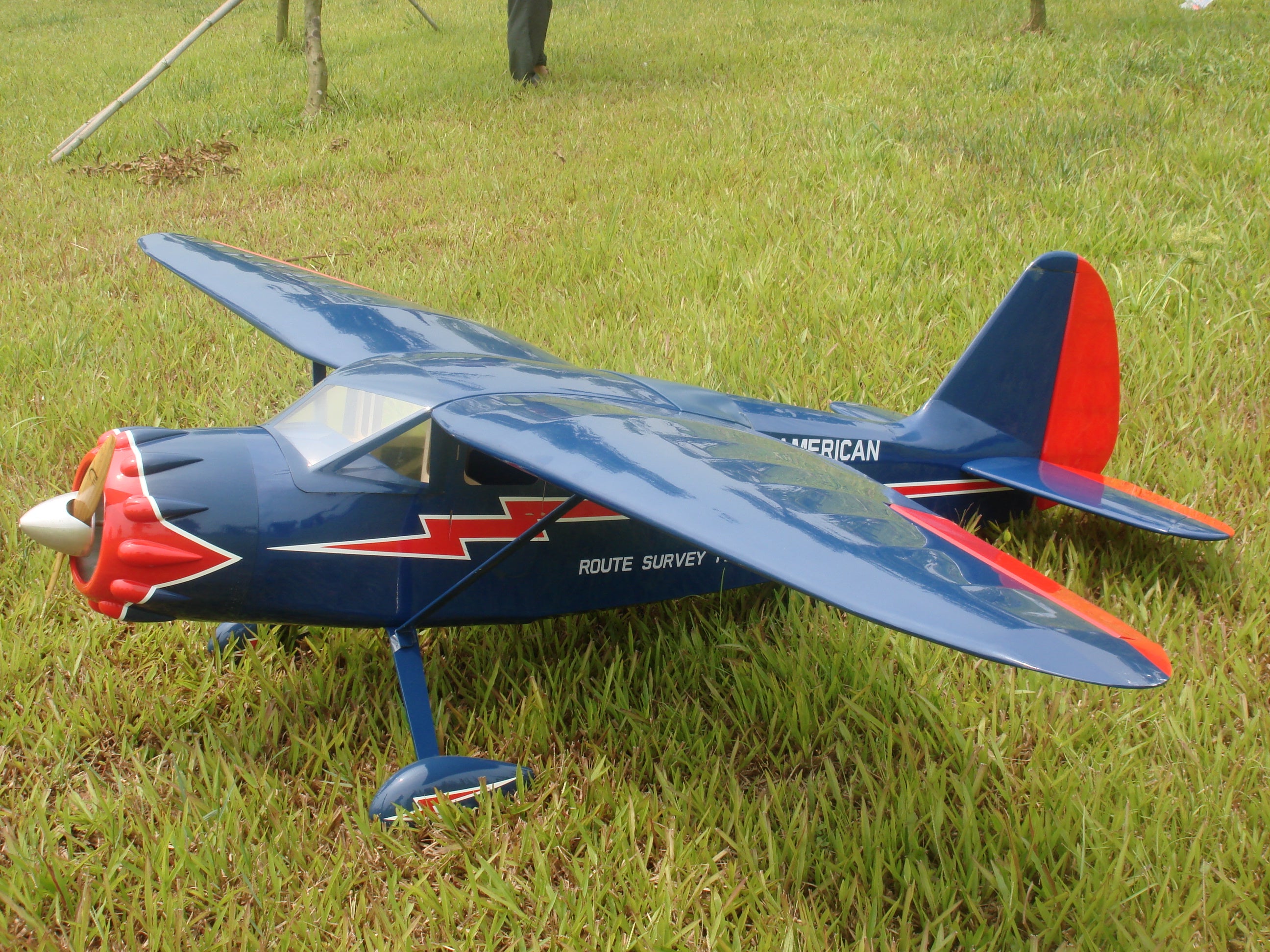 blue and red version of 86" Stinson Reliant