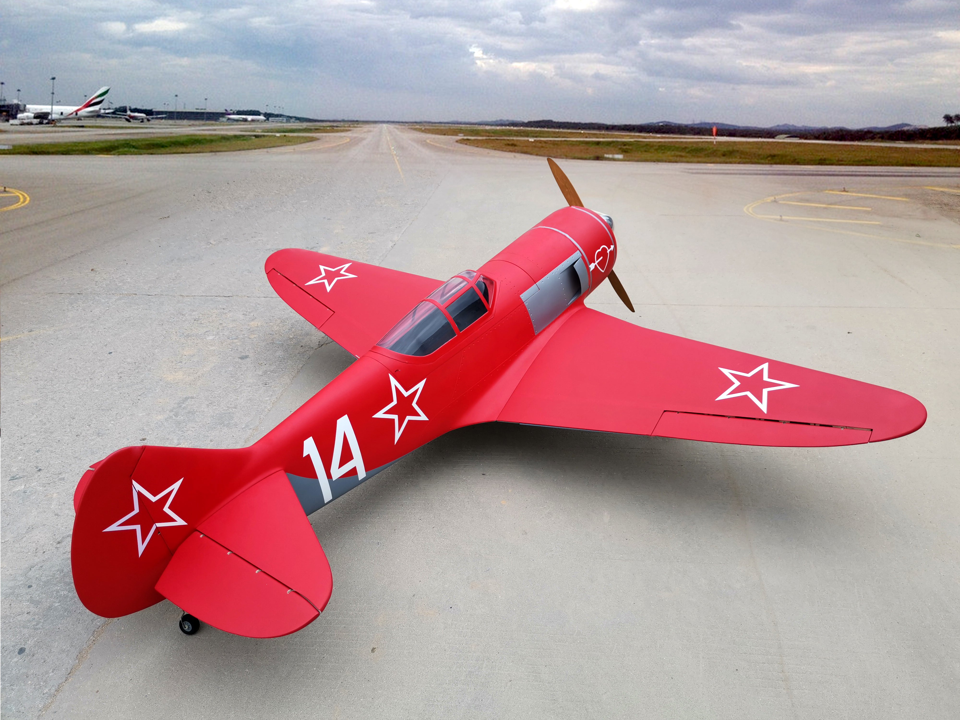 back view of red 96" Lavochkin LA-7